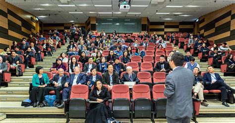 facilitator job description