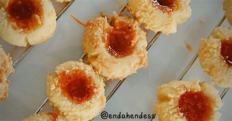 Resep Thumbprint Cookies Oleh Endah Mumpuni Cookpad