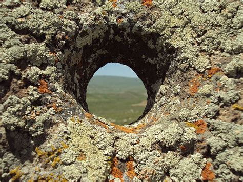 File:Karahunj or Zorats Karer, Syunik, Armenia - panoramio.jpg ...