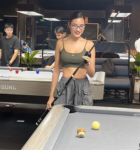 Thủy Top muốn nhận phiếu bé ngoan hot girl cưỡi ngựa bắn cung Phương Liên mê bi a