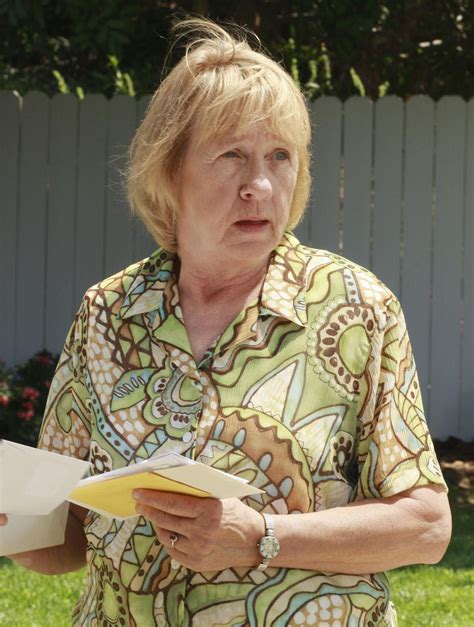 Desperate Housewives Actress Kathryn Joosten Dies at 72 22