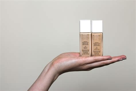 Revlon Nearly Naked Foundation The Anna Edit