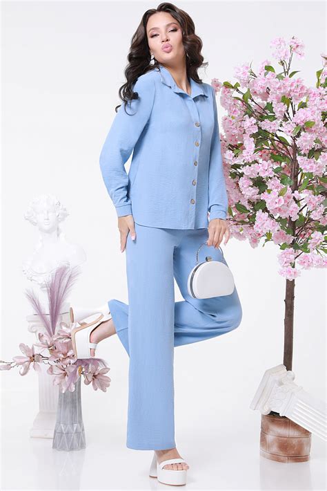 Костюм с рубашкой голубого цвета - купить оптом по выгодной цене ...