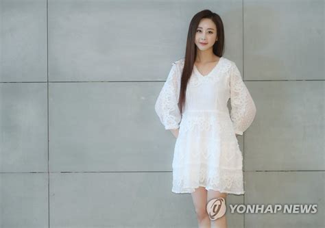 Sao phim Sex is Zero U50 có vóc dáng đáng mơ ước nhờ kiên trì thói
