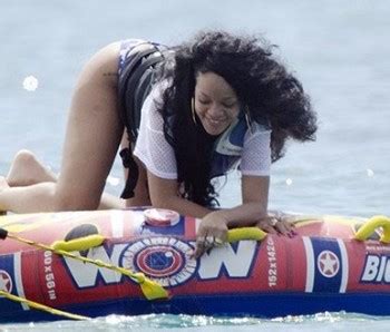 Rihanna Wearing Bikini Bottoms In Barbados Lq Hq Adds Phun Org Forum