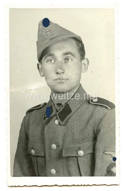Waffen Ss Portraitfoto Ss Oberschütze Mit Einheitsfeldmütze Black Ss