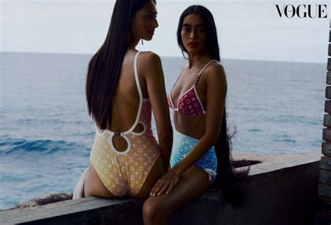 Hot Sexy Varvara Opera Bikini Pics