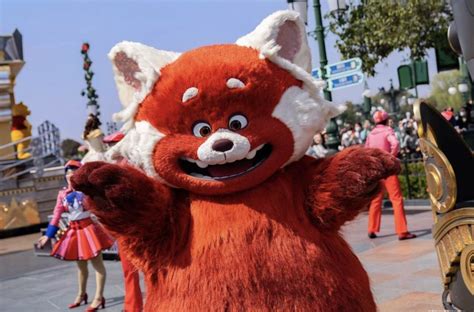 Red Panda Mei Makes Her Disney Parks Debut At Shanghai Disneyland