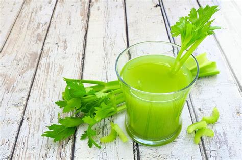 Jugo De Apio Para La Dieta Beneficios Y Contraindicaciones Mejor Con