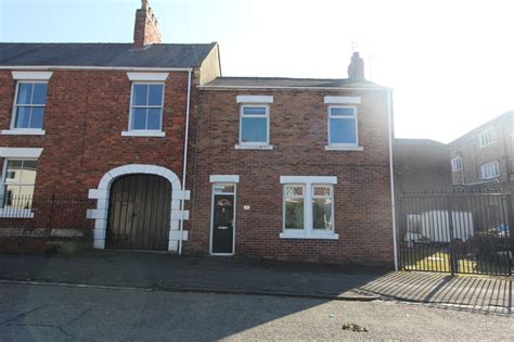 4 Bedroom Semi Detached House Nesham Place Dh5 Property Search