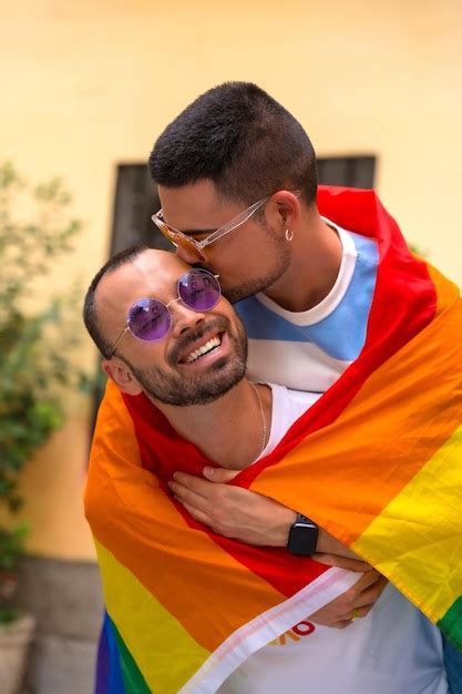 Página Imágenes de Orgullo Gay Familia Descarga gratuita en Freepik