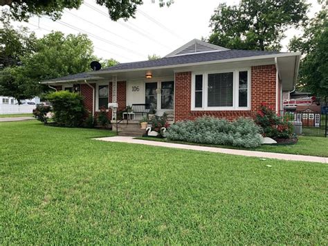 106 S Clark St Rockwall Tx 75087 ®