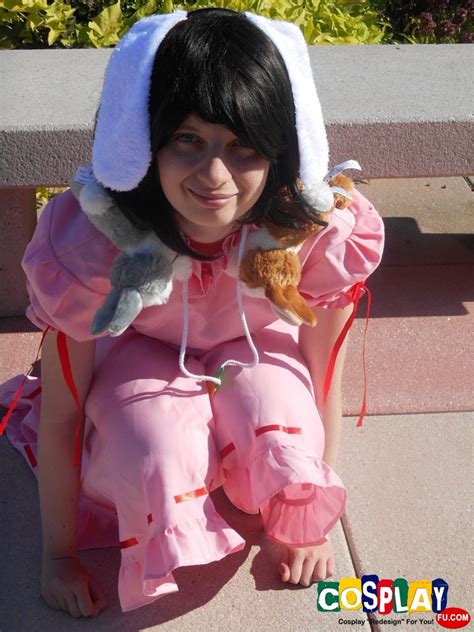 Tewi Inaba Cosplay Photos