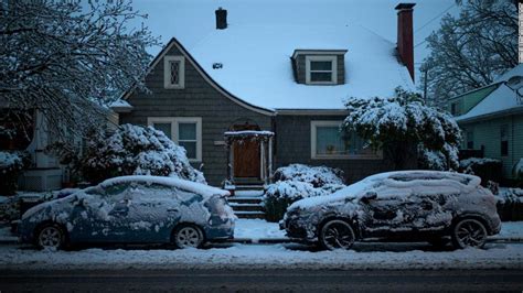 Does it Snow in Portland, OR? The Shocking Truth!