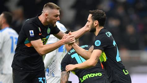 Live Streaming Napoli Vs Inter Milan Di Liga Italia Kumparan