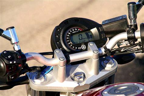 Yamaha FZ6 Naked Autocity