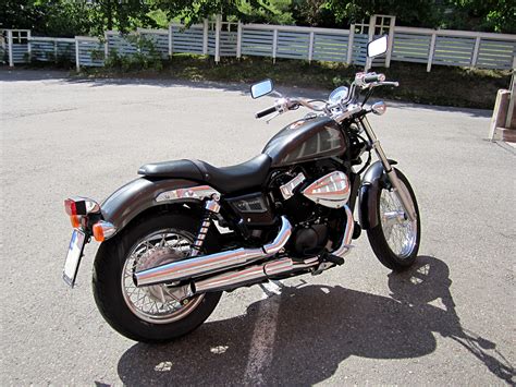 Honda Honda VT750S - Moto.ZombDrive.COM