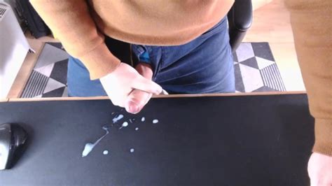 Papa Se Branle En Regardant Des Milf Sur Pornhub Pornhub Gay