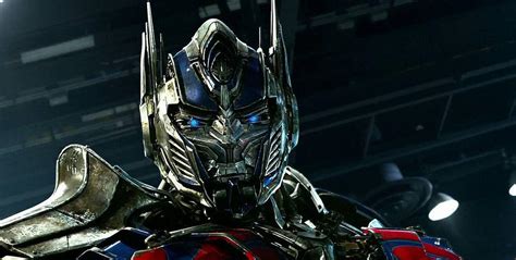 Optimus Prime X Femmereader 2bayverse By Lil 9prime On Deviantart