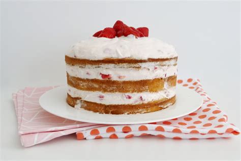 Naked Cake Met Verse Aardbeien Sillysis