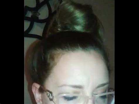 Chica Blanca Mostrando Sus Habilidades Mentales XVIDEOS