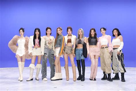 Épinglé Sur Twice Outfits