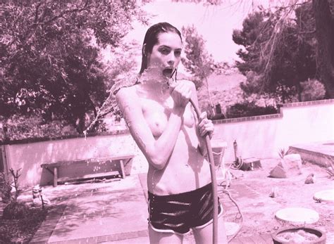 Naked Elizabeth Jagger Added By Mr Magnificent
