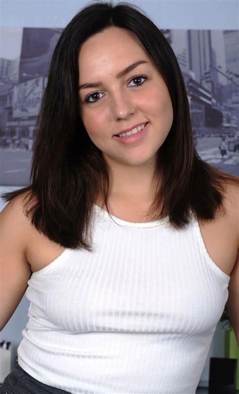 PORN STAR LEANNA LASS LEANNA LASS 33 Porn Pic