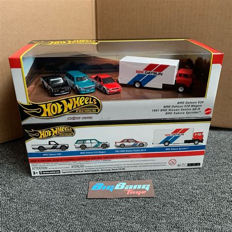 Hot Wheels Premium Collector Box Set BRE Datsun 2024 In Stock New Sakura Sprinter Diorama