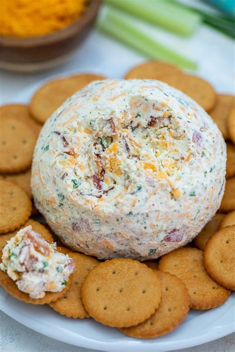 Cheddar Cheese Ball Recipe Bacon, Chive, Jalapeño Cheese Ball | The