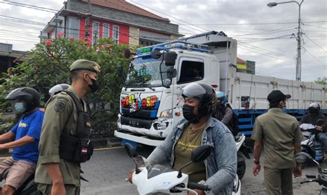 Tekan Laju Penyebaran Covid 19 Tim Yustisi Denpasar Galakkan