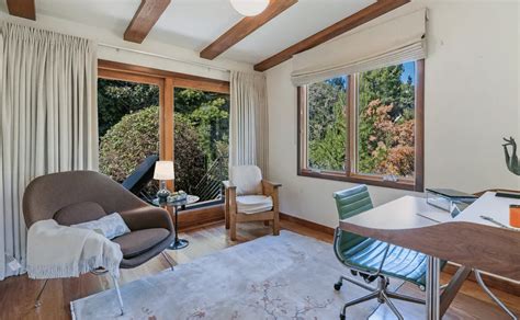 Atriz de Sex and the City coloca mansão à venda por R 13 milhões veja 21 05 2019 UOL