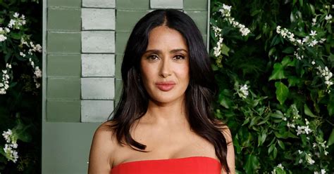 Salma Hayek Poses Completely Naked Except For Sheer Chainmail Bikini Bottoms Cnn News