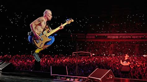 Red Hot Chili Peppers European Tour First Night Photos And Setlist Louder