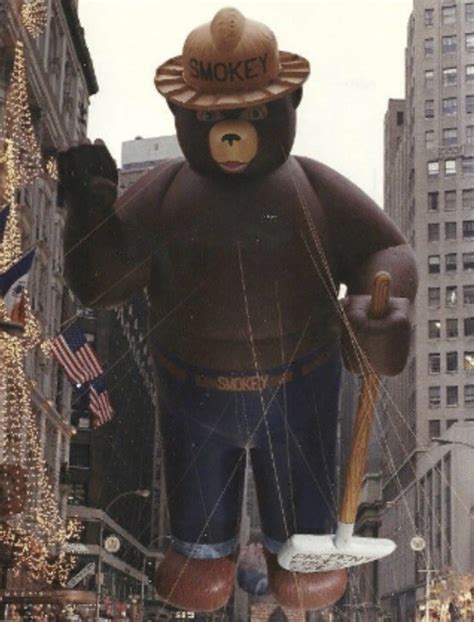 Smokey Bear Macys Thanksgiving Day Parade Wiki Fandom Powered By Wikia