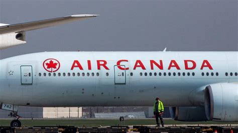 Air Canada Forces Disabled Man To Drag Himself Off Flight Fails To