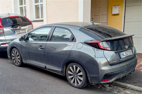 Rückanischt Honda Civic 9 Generation In März 2021 Fahrzeugbilderde