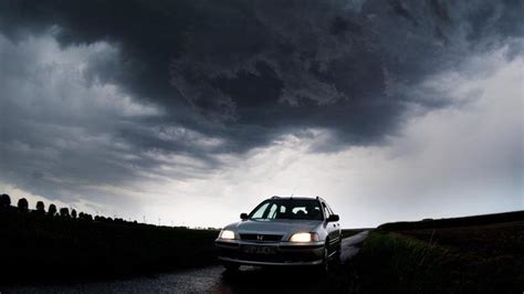Bayern Mann erwischt Paar bei Sex im Auto liebestoller Jähriger rastet aus