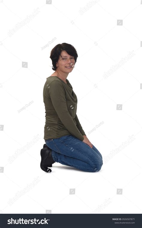 Kneeling Pose Front
