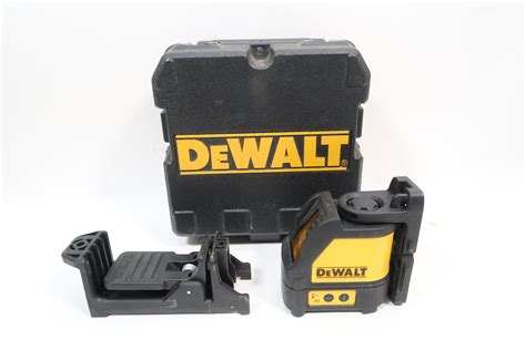 Dewalt Dw Cg Ft Green Self Leveling Cross Line Laser Level