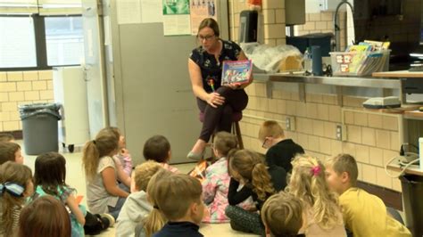 Hillsdale Elementary Makes Reading Fun with Literacy Night