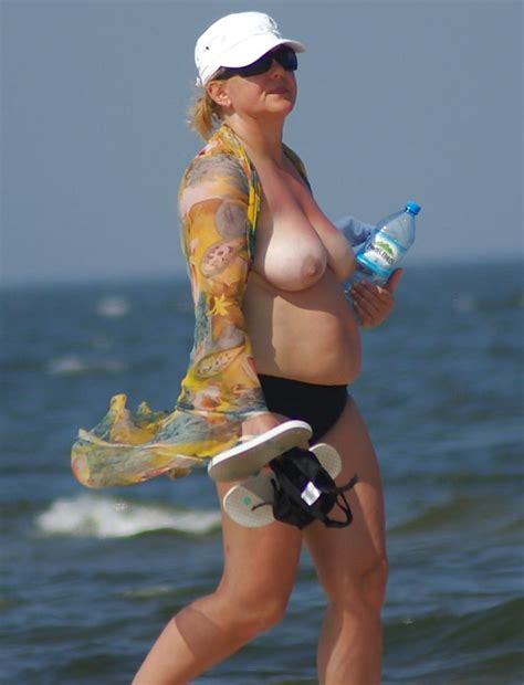 Mature On The Beach Porn Pictures Xxx Photos Sex Images Pictoa