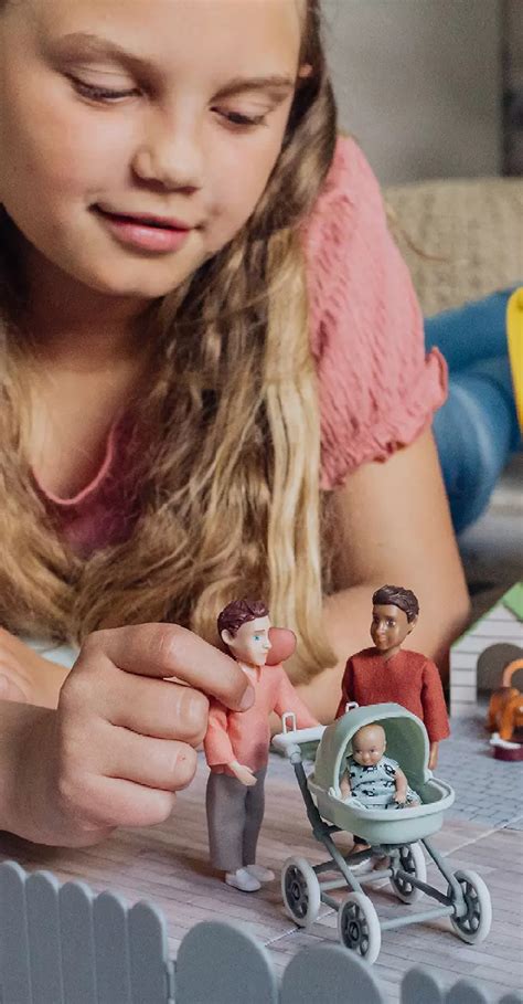Lundby Official Site | Buy dollhouses and dolls from Lundby | Micki