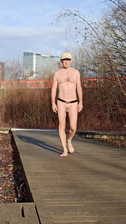 Vid Os Porno Gay Gratuites Marcher Nue En Public Xhamster