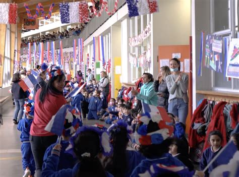 Recorrido de Maternelle celebración Semana del Colegio Lycée Claude Gay OSORNO Colegio