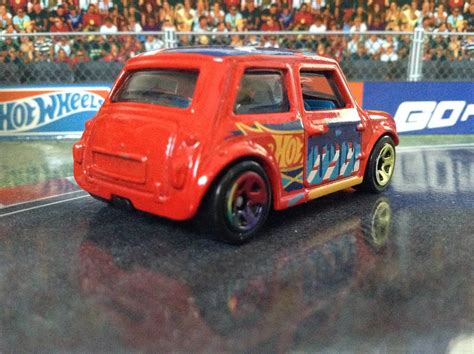 Julian S Hot Wheels Blog Morris Mini Hw Art Cars