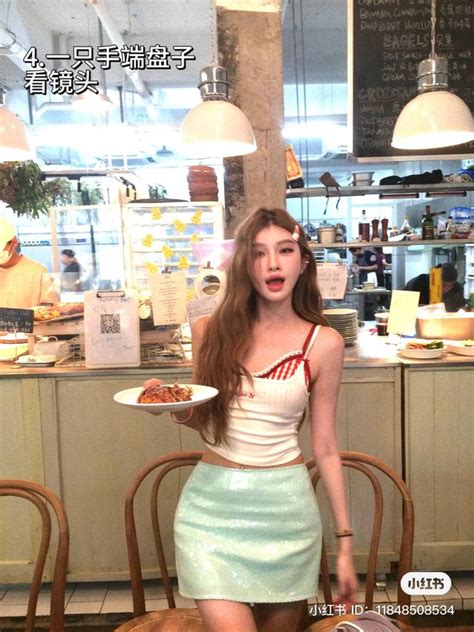 Chiếc áo hot nhất hè này hoá ra là của một local brand Trung hội con gái Việt diện ầm ầm hàng