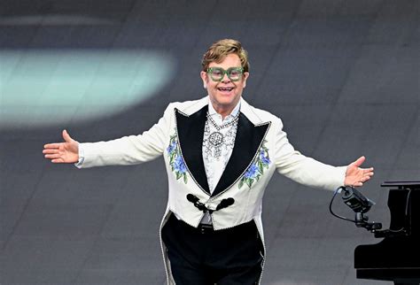 Elton John Says Goodbye ‘tonight Is The Final Night Elton By