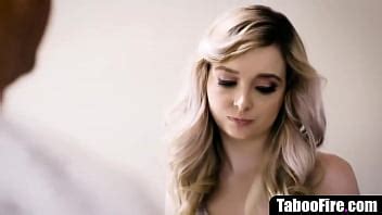 Sleazy Stepuncle Fingers And Fucks His Teen Stepniece XVIDEOS