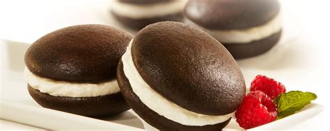 Piping Gourmet Gluten Free Whoopie Pies Chocolate Rasp The Gluten